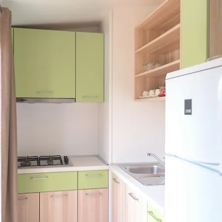 אתר קמפינג Tiny House Kety Krupa