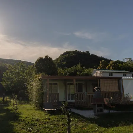 Tiny House Kety Zrmanja Vrelo