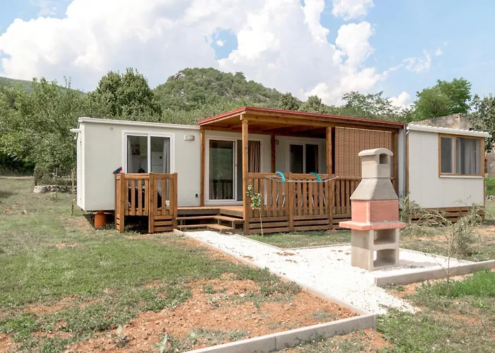 Parque de Campismo Tiny House Kety *